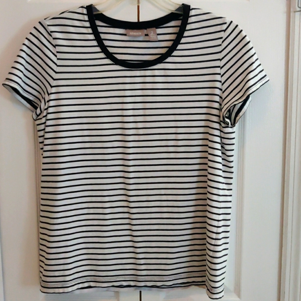 Chico's Short Sleeve Shirt